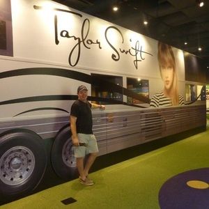 Meet your Posher, Doug